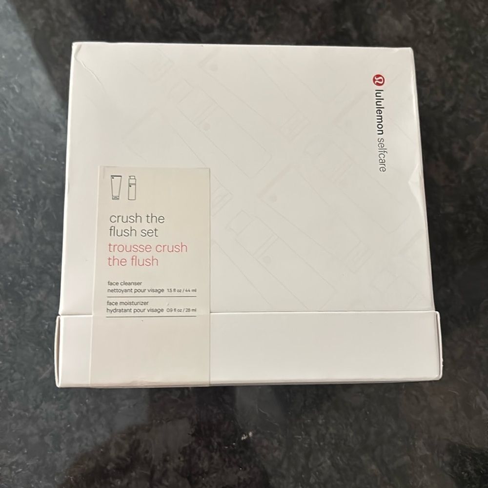 Lululemon Crush The Flush Set - New in box